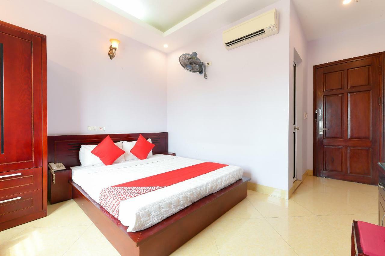 Titanic Hotel Hanoi Buitenkant foto