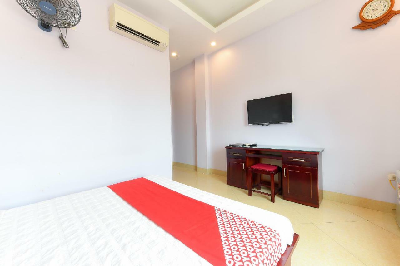 Titanic Hotel Hanoi Buitenkant foto